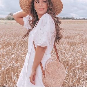 Eyelet White Cotton Puff sleeved Short/Mini H&M DRESS - NWT size Small